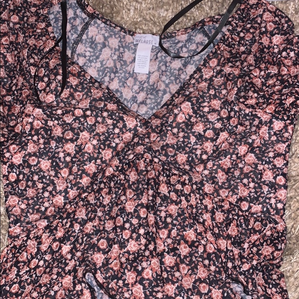 Melrose top